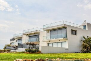 residence-2219972_1920-min